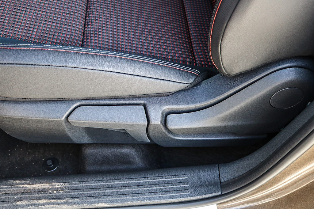 Thumbnail: 2026 Nissan Kicks - 37