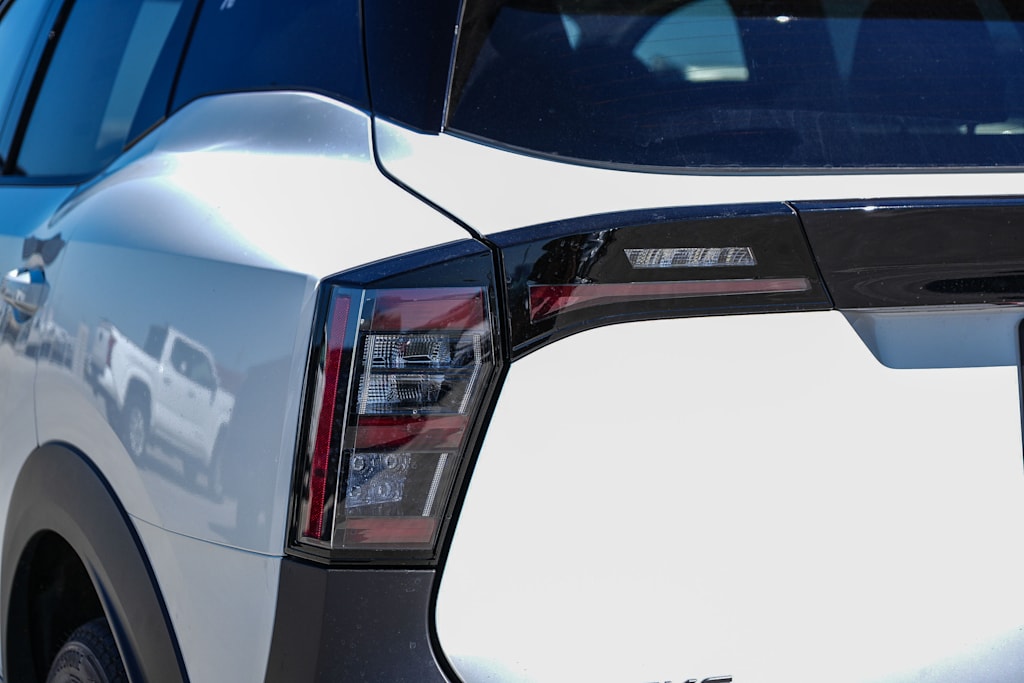 Thumbnail: 2026 Nissan Kicks - 13