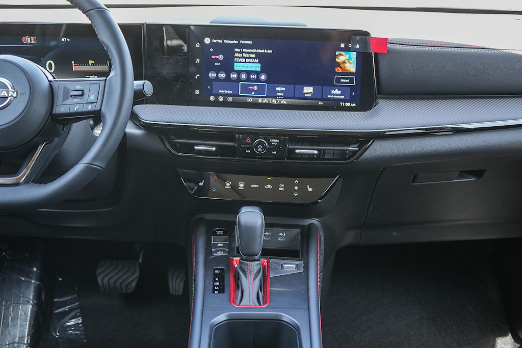 Thumbnail: 2026 Nissan Kicks - 9