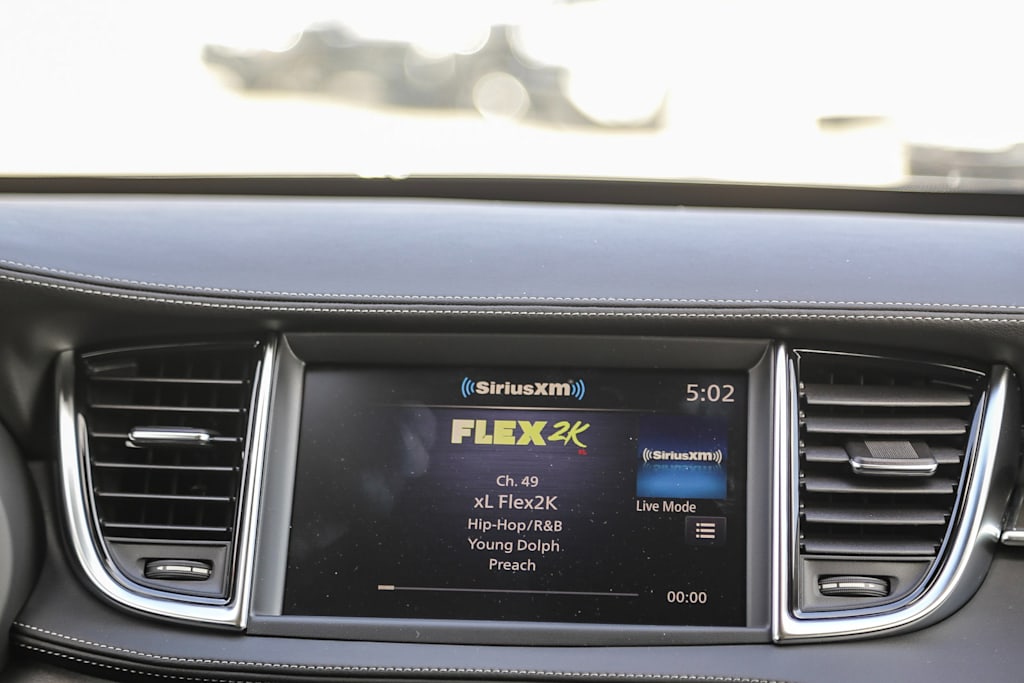 Thumbnail: 2025 INFINITI QX50 - 12