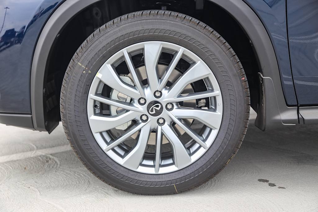 Thumbnail: 2025 INFINITI QX50 - 21