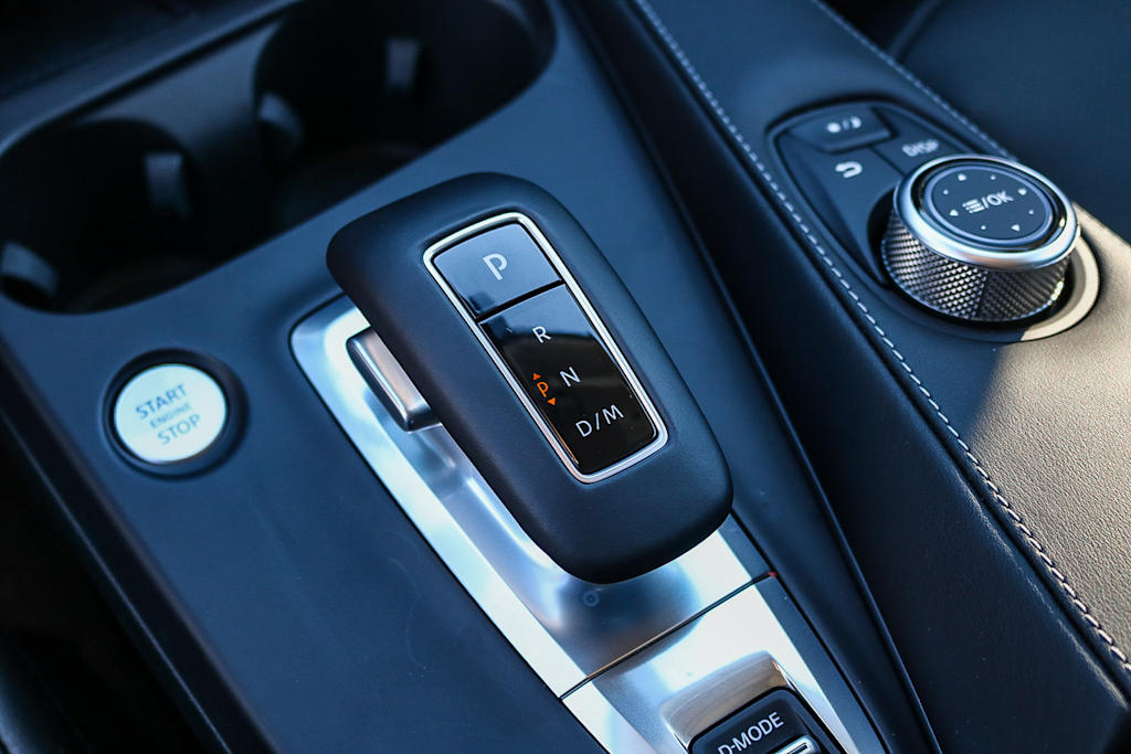 Thumbnail: 2025 INFINITI QX50 - 14