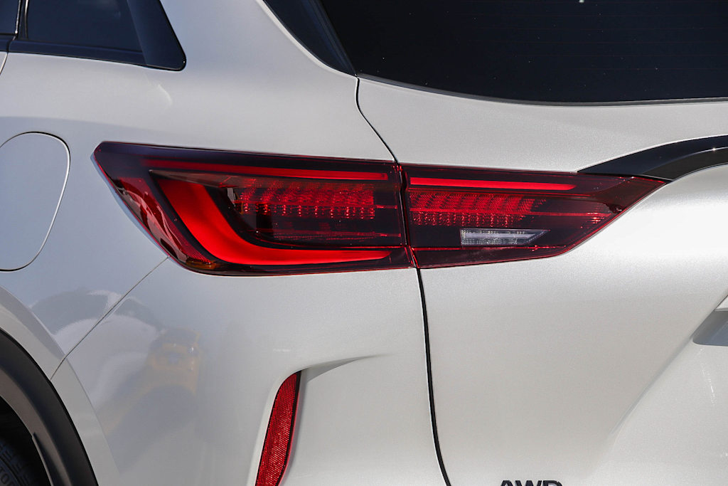 Thumbnail: 2025 INFINITI QX50 - 21