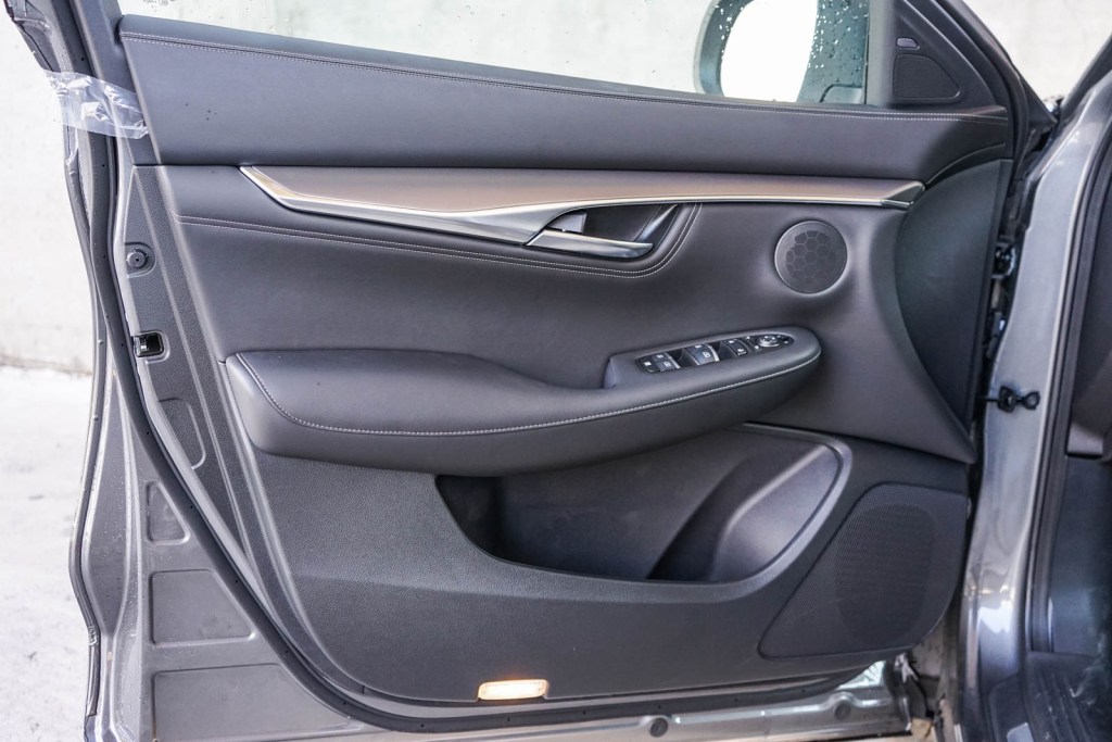 2023 INFINITI QX55 Luxe 26