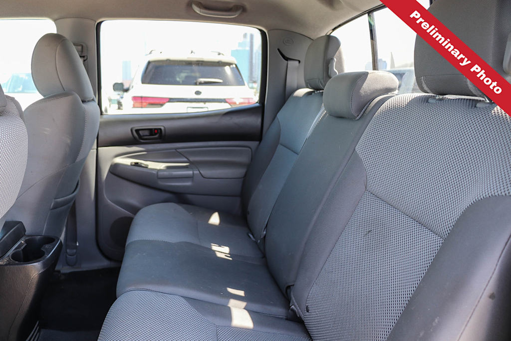 Thumbnail: 2015 Toyota Tacoma - 9
