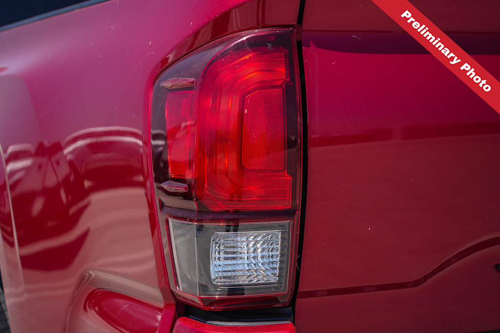 Thumbnail: 2021 Toyota Tacoma - 17