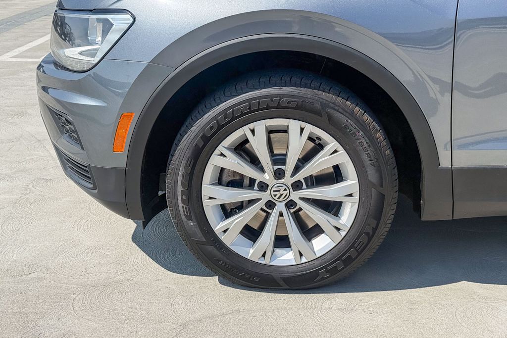Thumbnail: 2019 Volkswagen Tiguan - 7