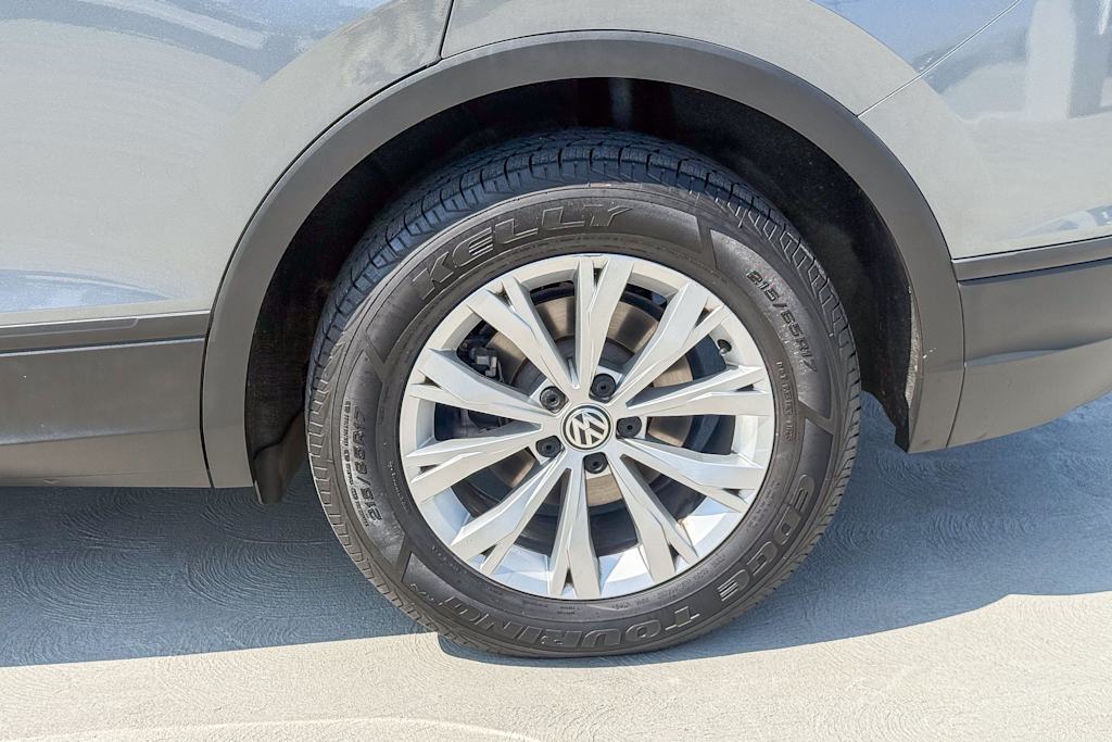 Thumbnail: 2019 Volkswagen Tiguan - 20