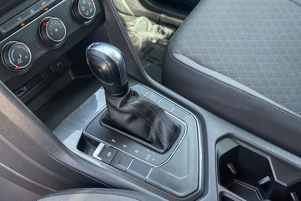 Thumbnail: 2019 Volkswagen Tiguan - 14
