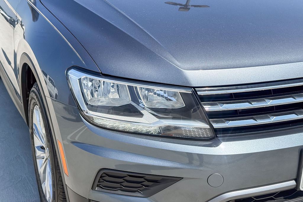 Thumbnail: 2019 Volkswagen Tiguan - 17