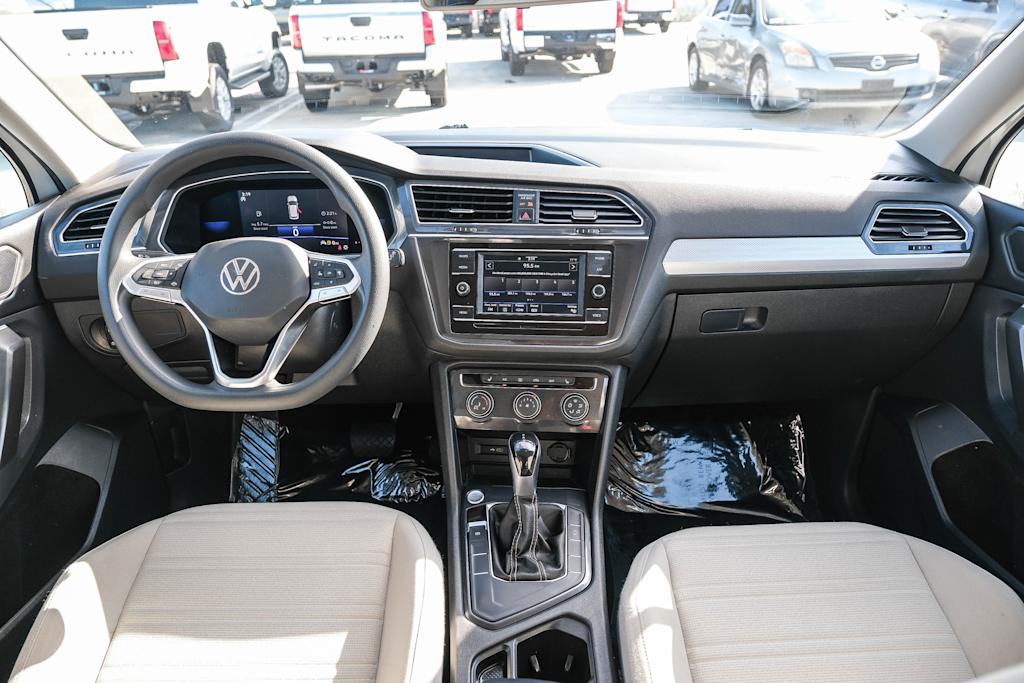 Thumbnail: 2022 Volkswagen Tiguan - 2