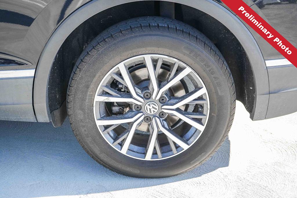 Thumbnail: 2020 Volkswagen Tiguan - 6