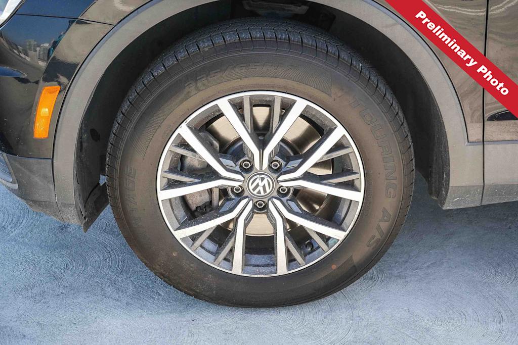 Thumbnail: 2020 Volkswagen Tiguan - 18