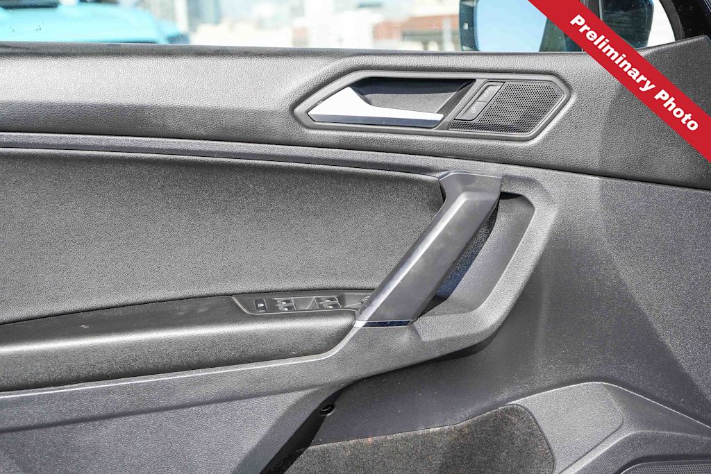 Thumbnail: 2020 Volkswagen Tiguan - 19