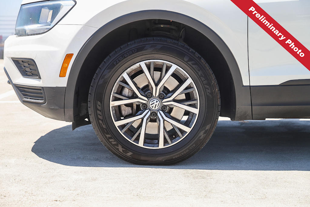 Thumbnail: 2019 Volkswagen Tiguan - 7