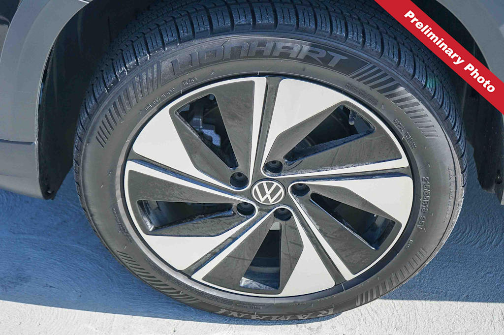 Thumbnail: 2024 Volkswagen Taos - 18