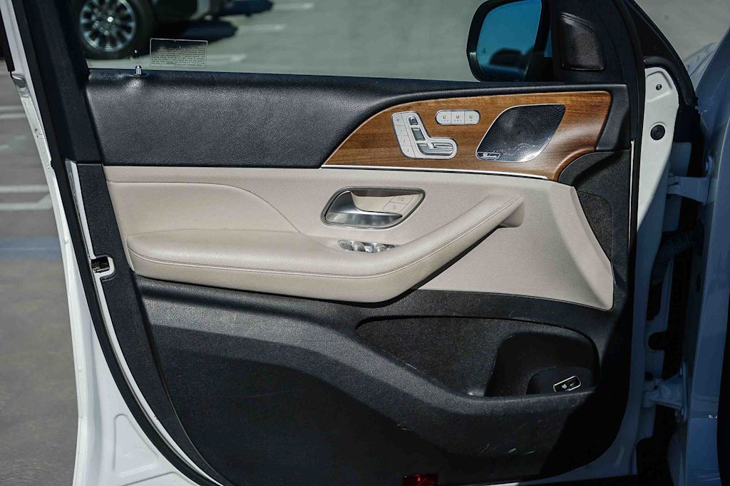 Thumbnail: 2022 Mercedes-Benz GLE - 23