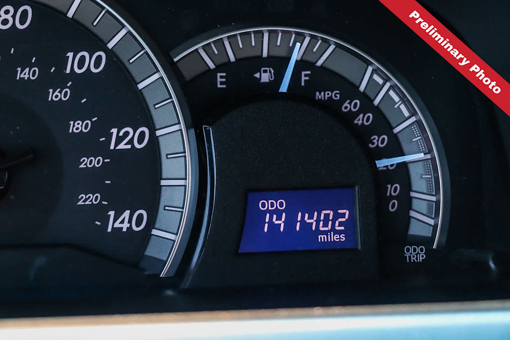 Thumbnail: 2012 Toyota Camry - 21