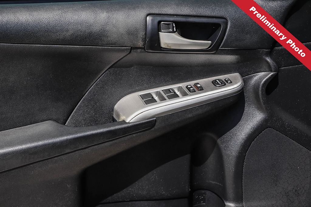 Thumbnail: 2013 Toyota Camry - 19