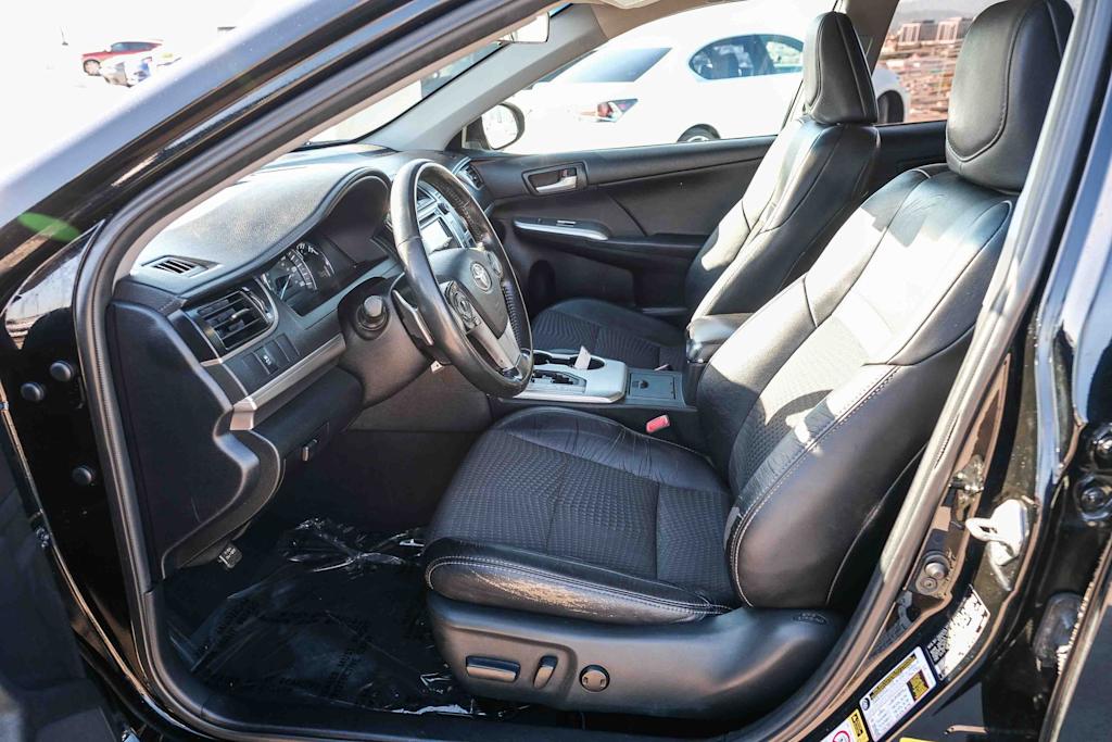 Thumbnail: 2013 Toyota Camry - 11