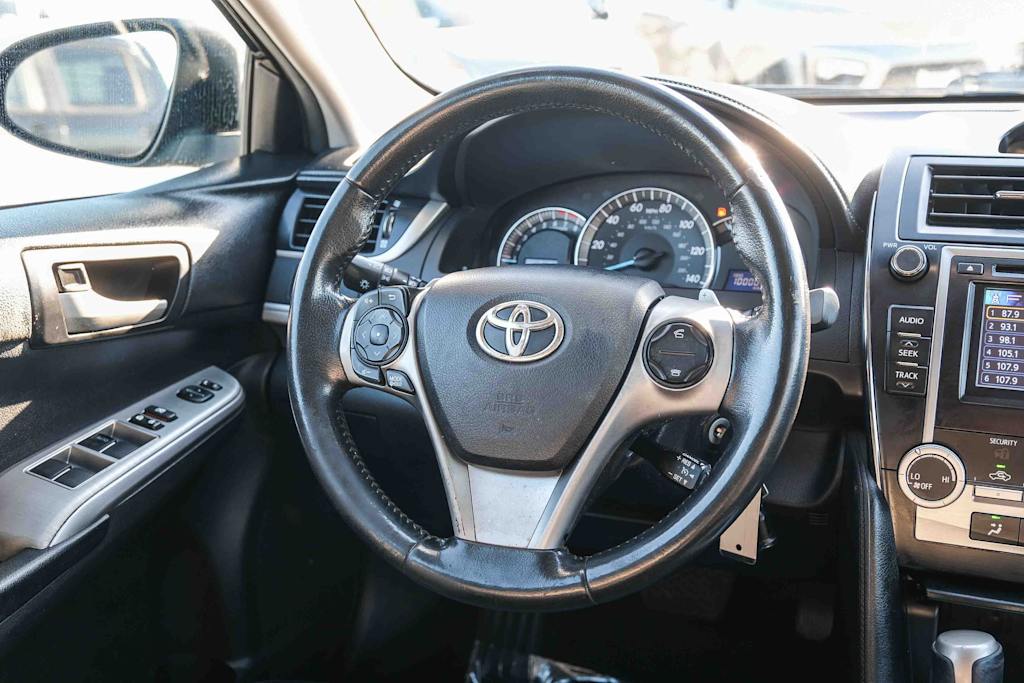 Thumbnail: 2013 Toyota Camry - 9