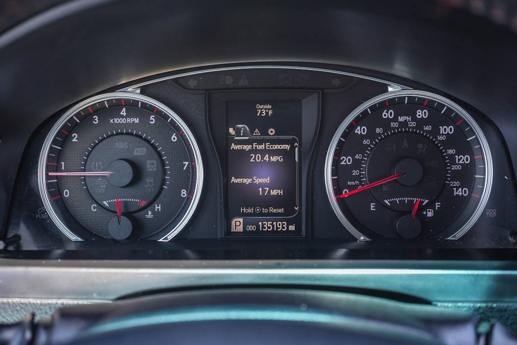 Thumbnail: 2015 Toyota Camry - 15