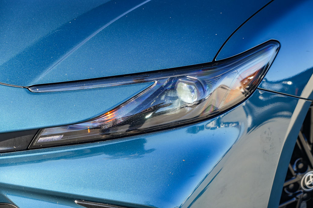 Thumbnail: 2025 Toyota Camry - 16