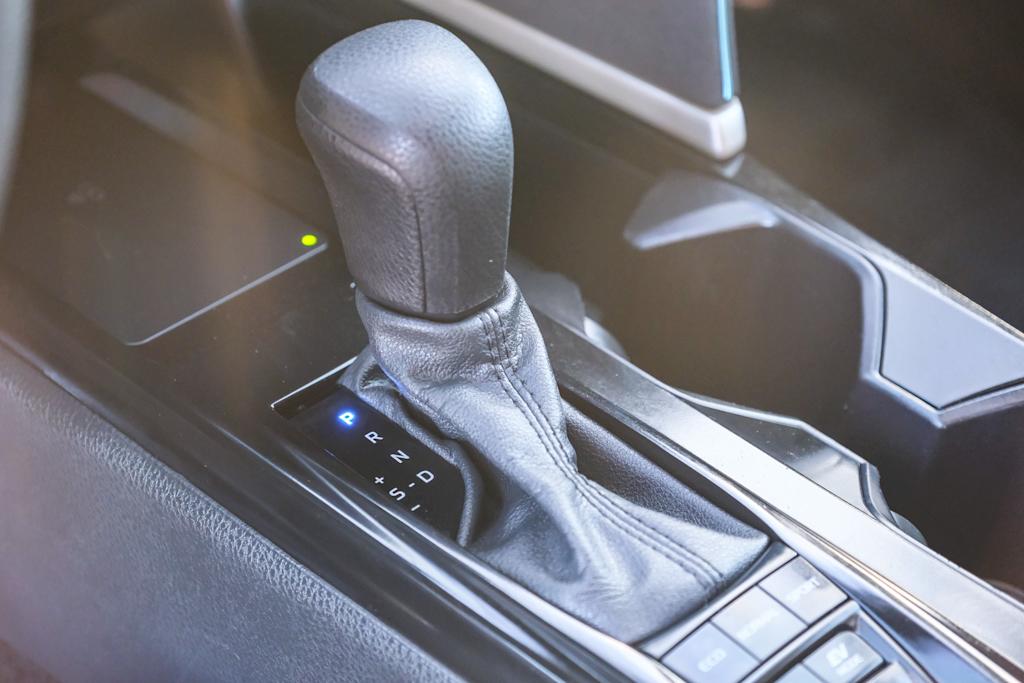 Thumbnail: 2025 Toyota Camry - 13