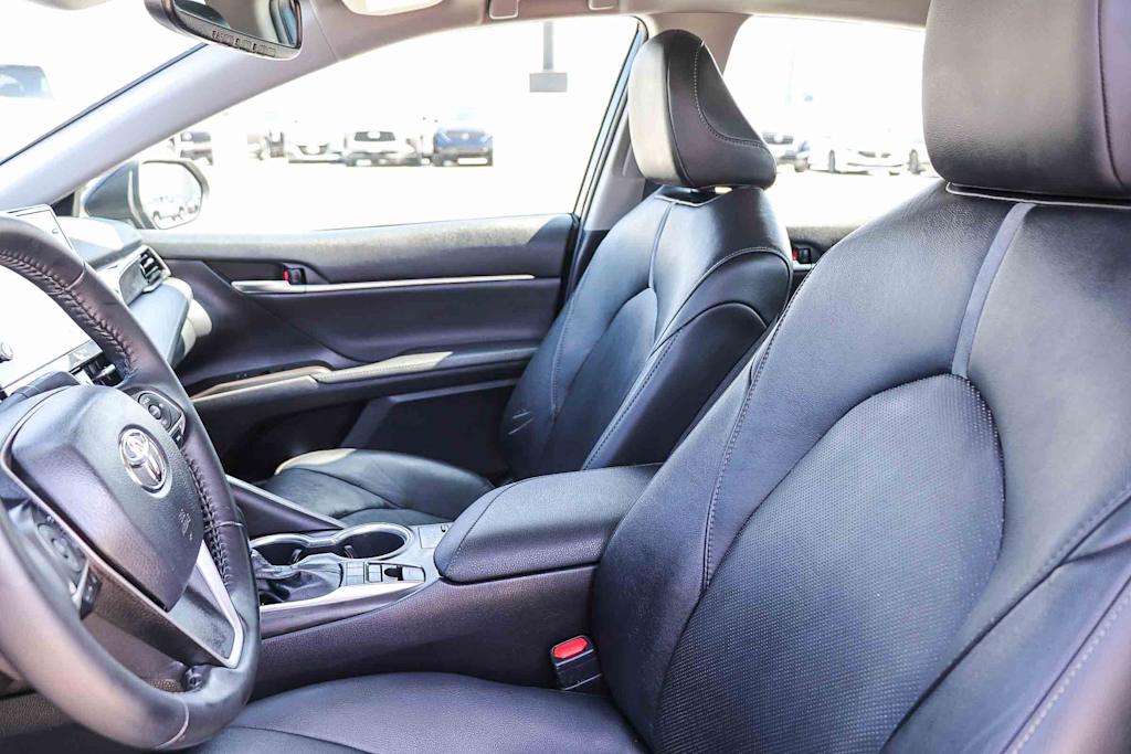 Thumbnail: 2021 Toyota Camry - 10