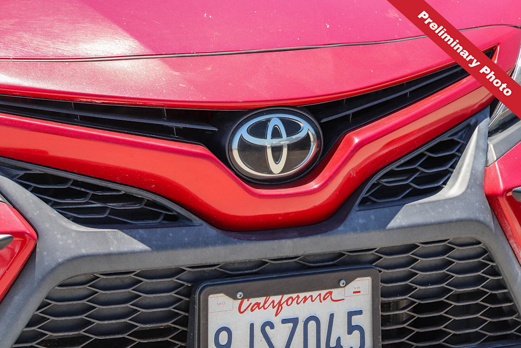 Thumbnail: 2021 Toyota Camry - 15