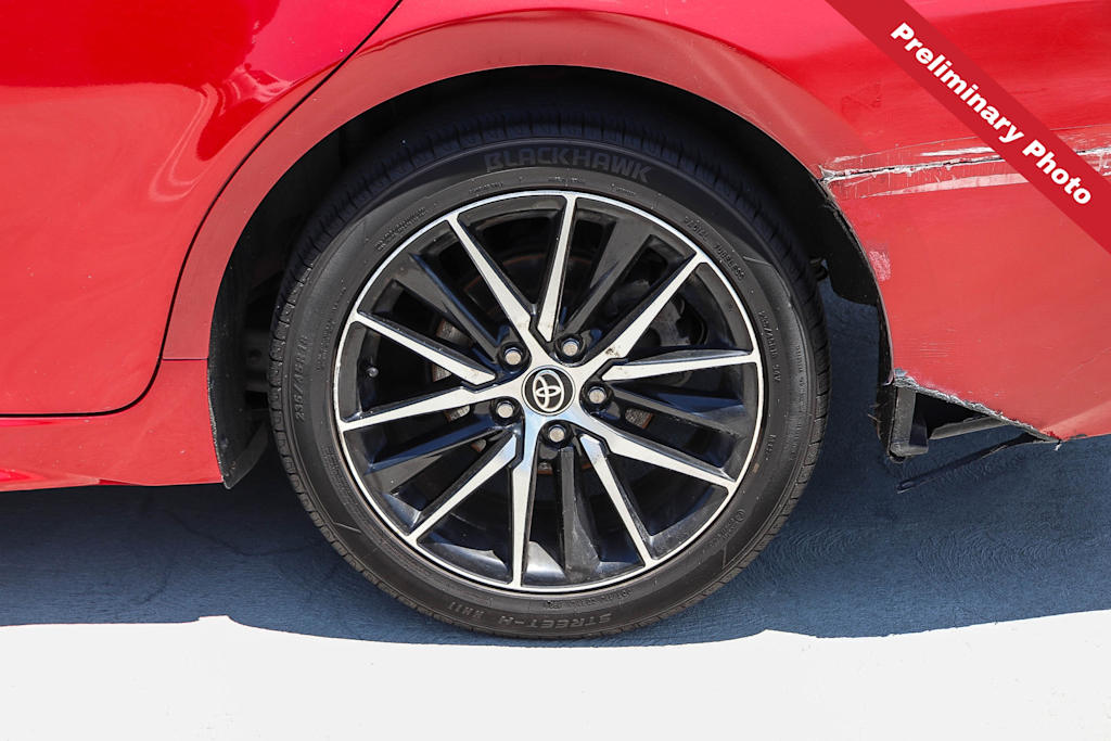 Thumbnail: 2021 Toyota Camry - 19