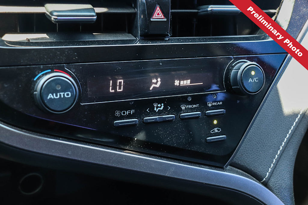 Thumbnail: 2021 Toyota Camry - 21