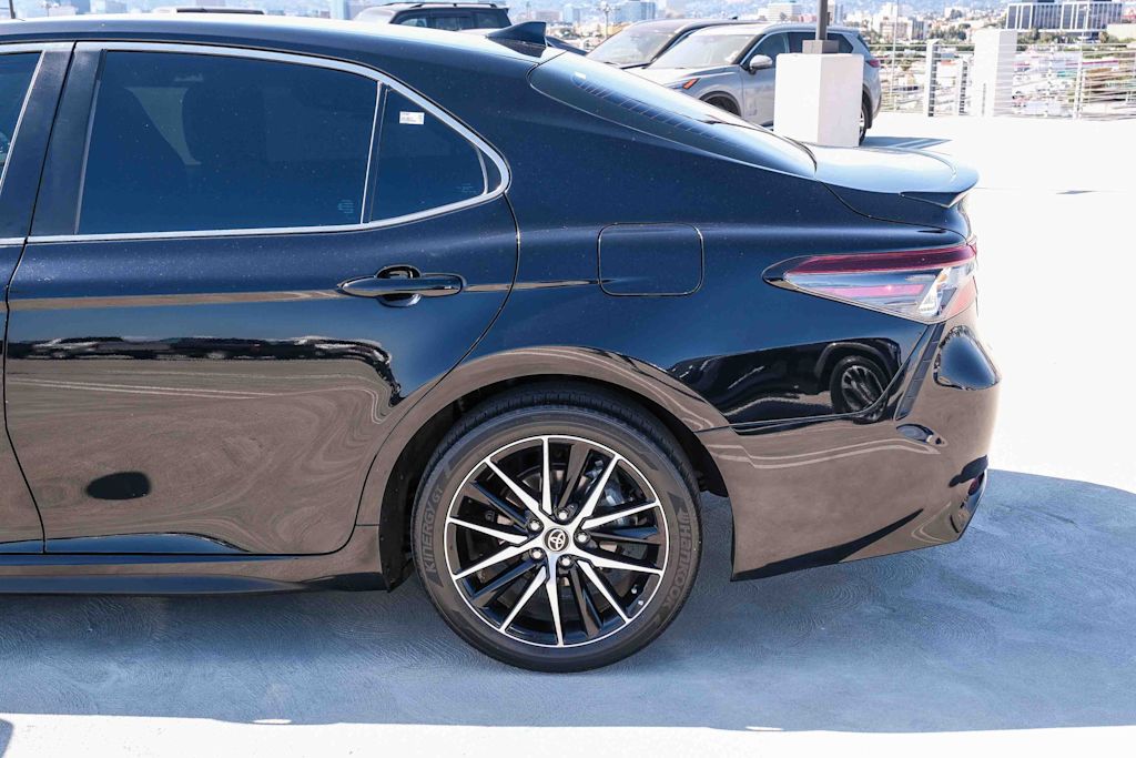 Thumbnail: 2023 Toyota Camry - 6