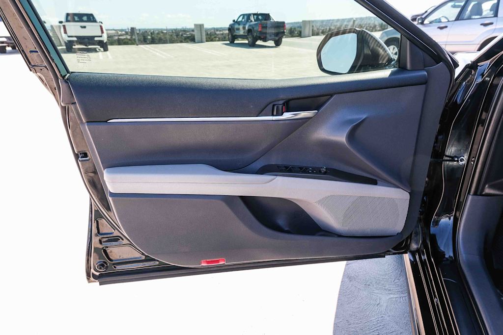 Thumbnail: 2023 Toyota Camry - 25