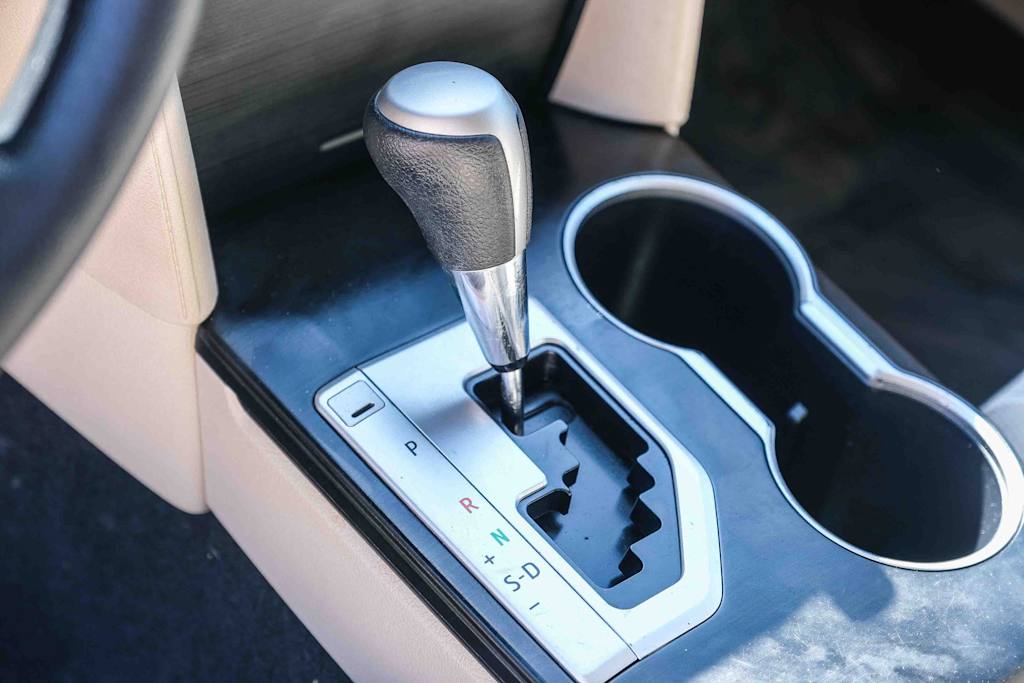 Thumbnail: 2013 Toyota Camry - 14