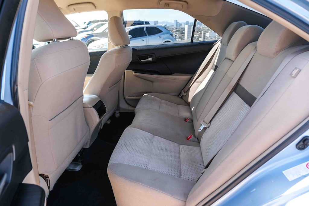 Thumbnail: 2013 Toyota Camry - 12