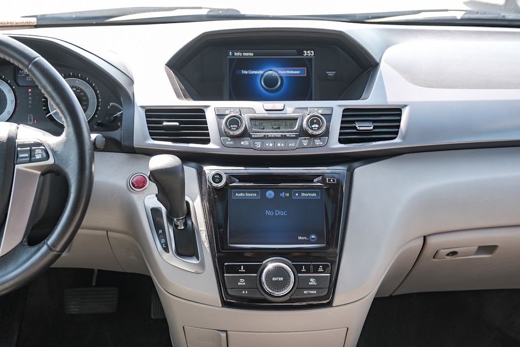 Thumbnail: 2016 Honda Odyssey - 8