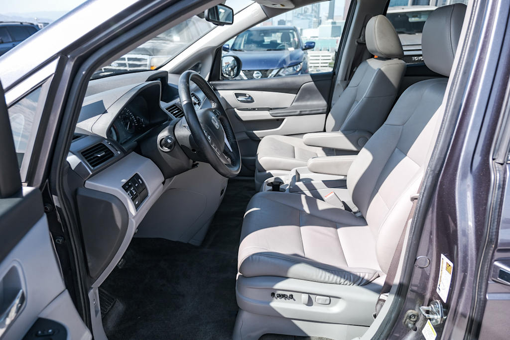 Thumbnail: 2016 Honda Odyssey - 10