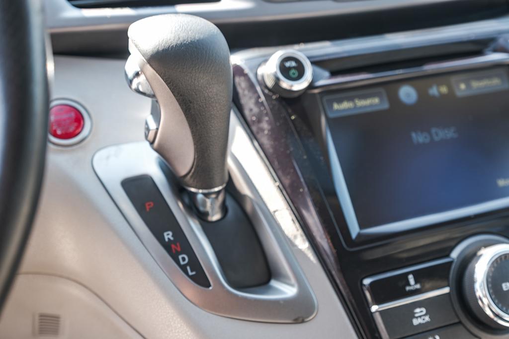 Thumbnail: 2016 Honda Odyssey - 14