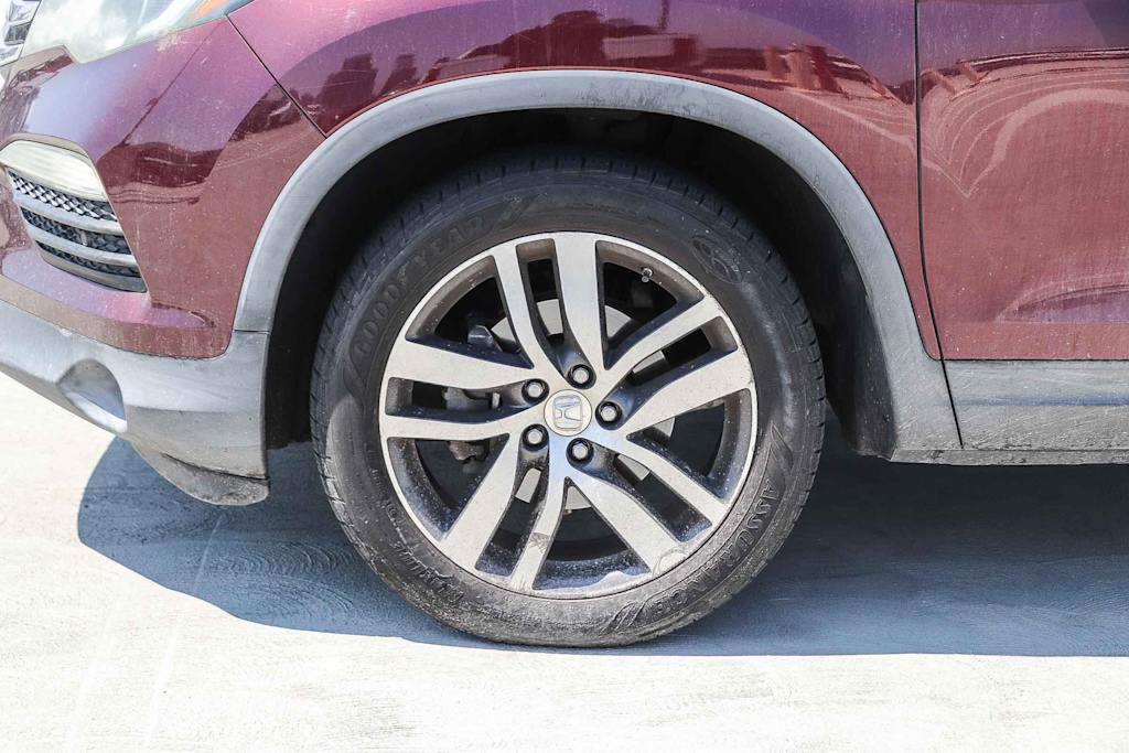 Thumbnail: 2017 Honda Pilot - 6