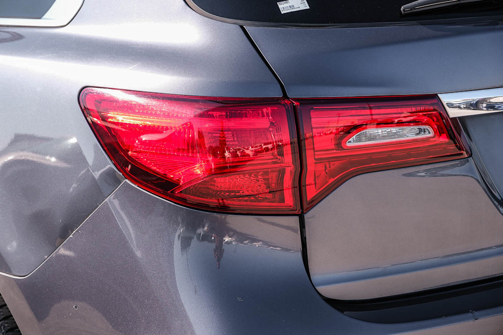 Thumbnail: 2017 Acura MDX - 18