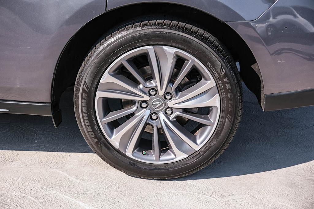 Thumbnail: 2017 Acura MDX - 6