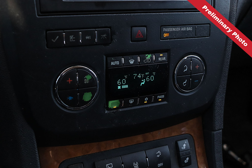 Thumbnail: 2012 Buick Enclave - 21