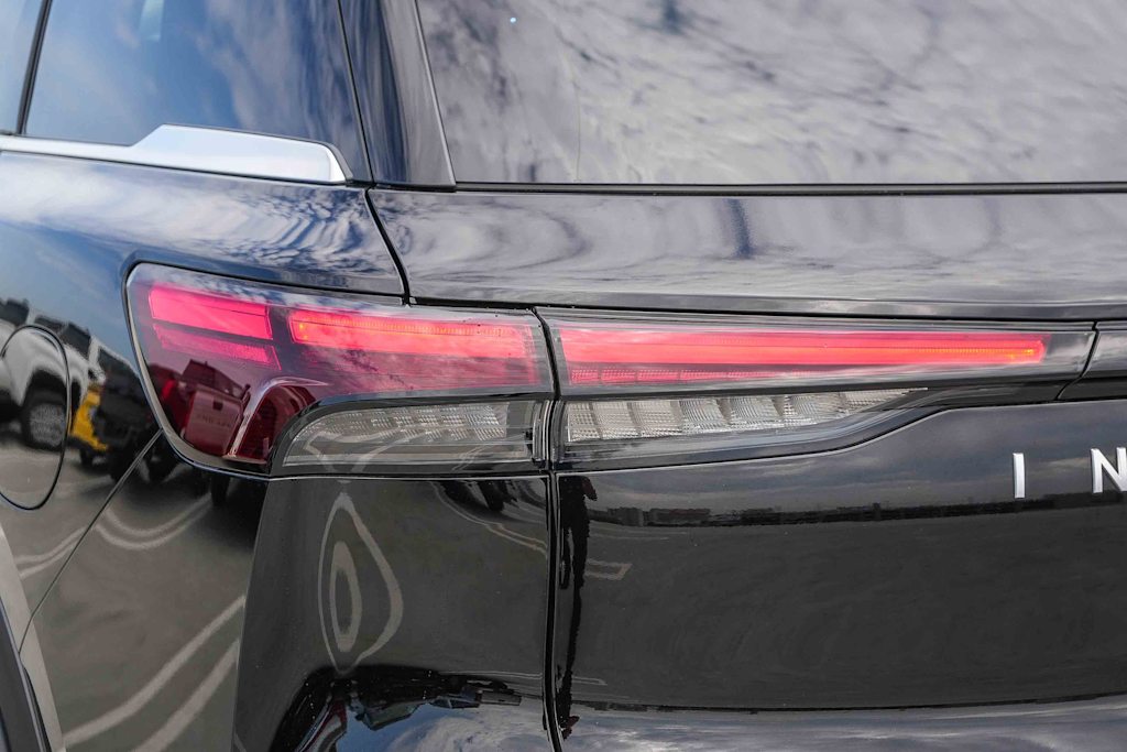 Thumbnail: 2026 INFINITI QX60 - 21