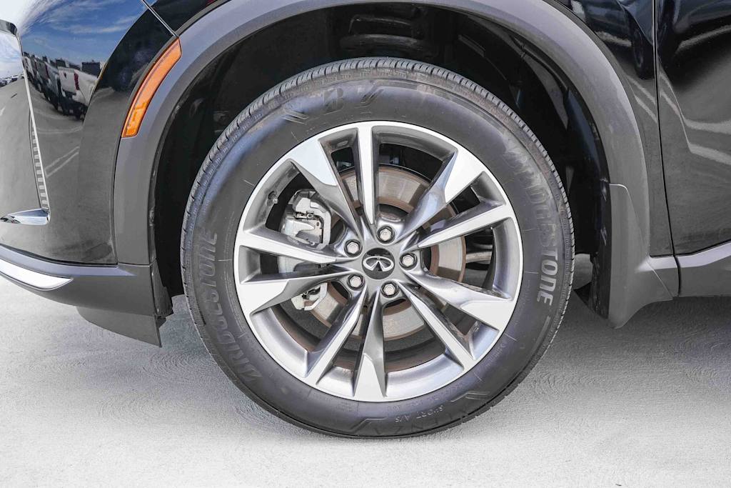 Thumbnail: 2026 INFINITI QX60 - 22