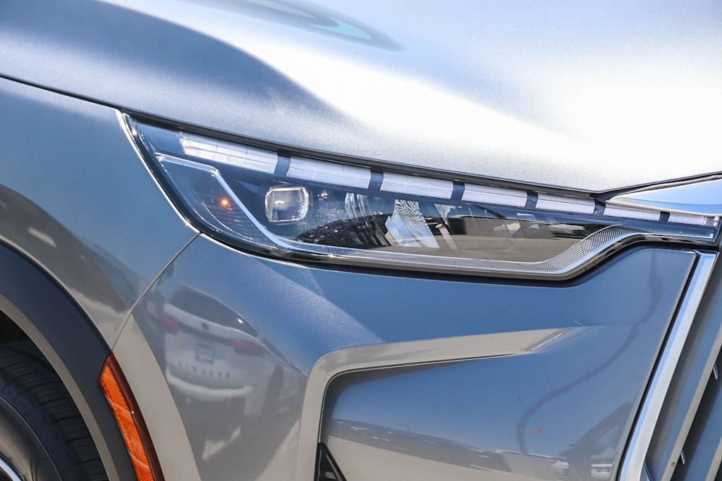 Thumbnail: 2026 INFINITI QX60 - 19