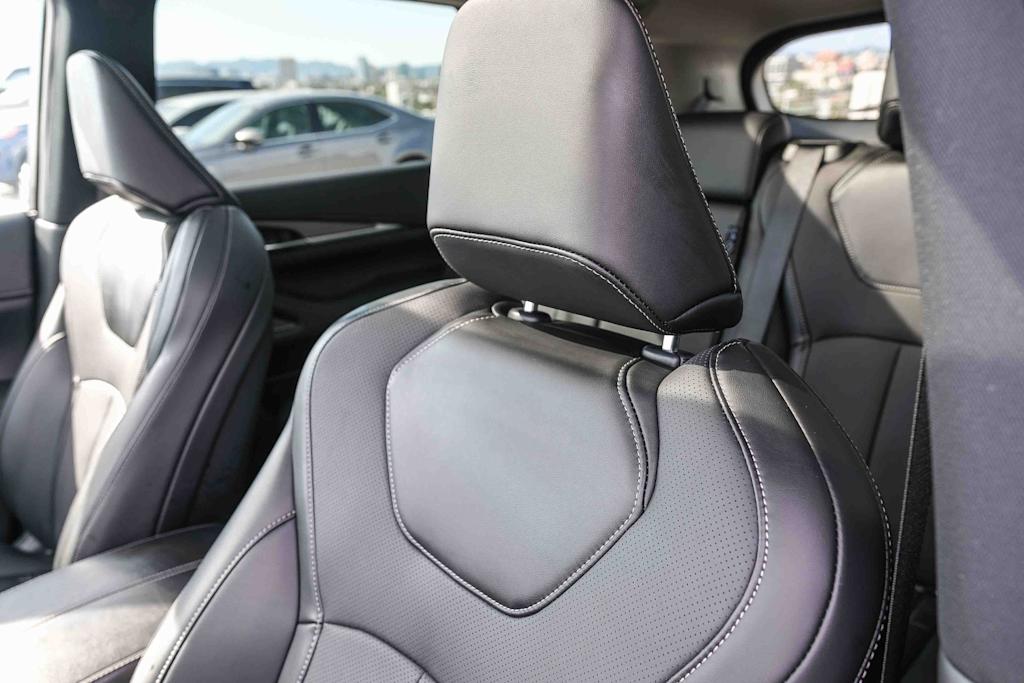 Thumbnail: 2026 INFINITI QX60 - 25