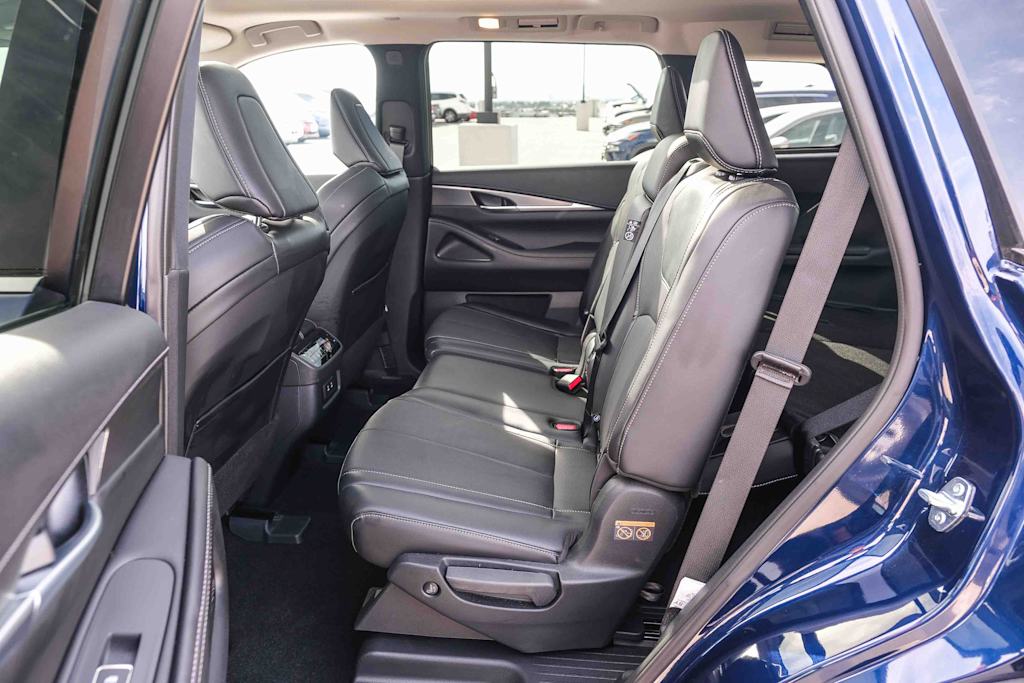 Thumbnail: 2026 INFINITI QX60 - 11