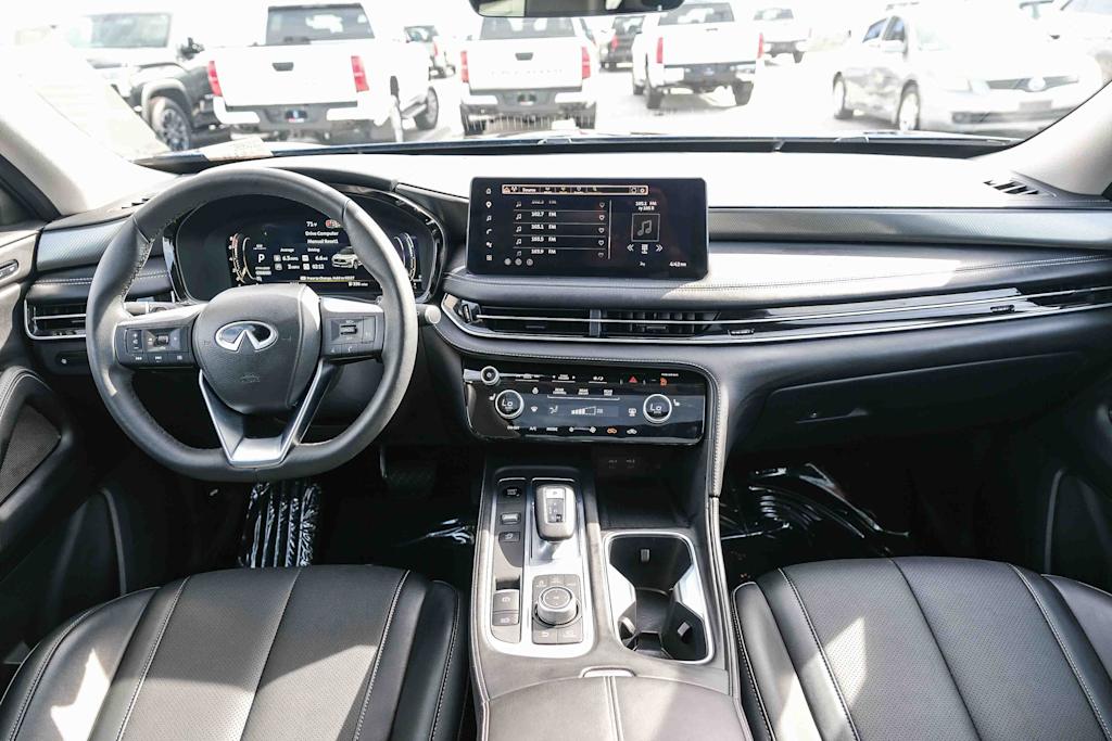 Thumbnail: 2026 INFINITI QX60 - 2