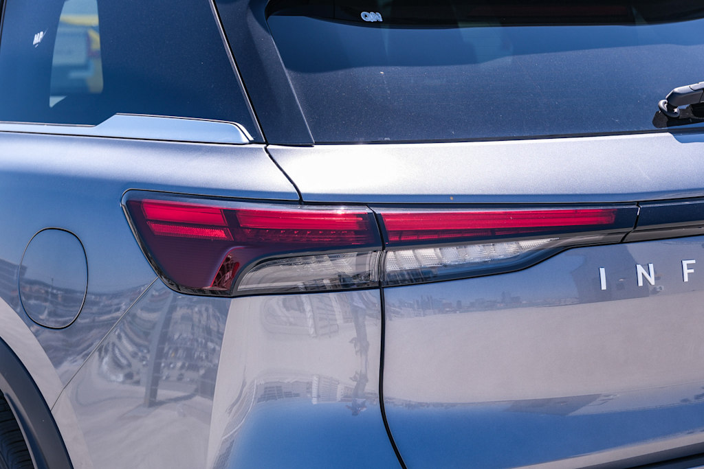 Thumbnail: 2027 INFINITI QX60 - 19